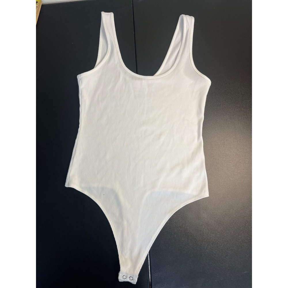 WOMANS SIZE‎ S AMERICAN EAGLE BRAND RIBBED TANK TOP STYLE BODYSUIT WHITE